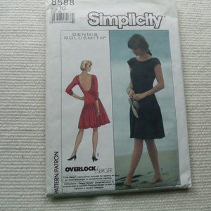 Simplicity Pattern 8588 sz10 Dennis Goldsmith design  for knits/jerseys UNCUT